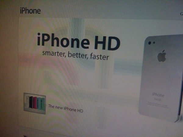 Nový iPhone HD v 5 barevných variacích.